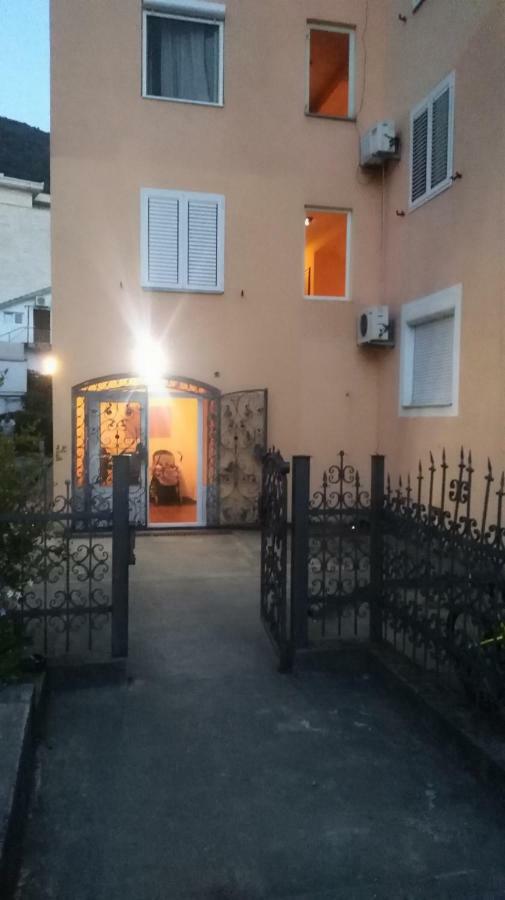 Suncani Apartman 1-Vila Amfora 부드바 외부 사진